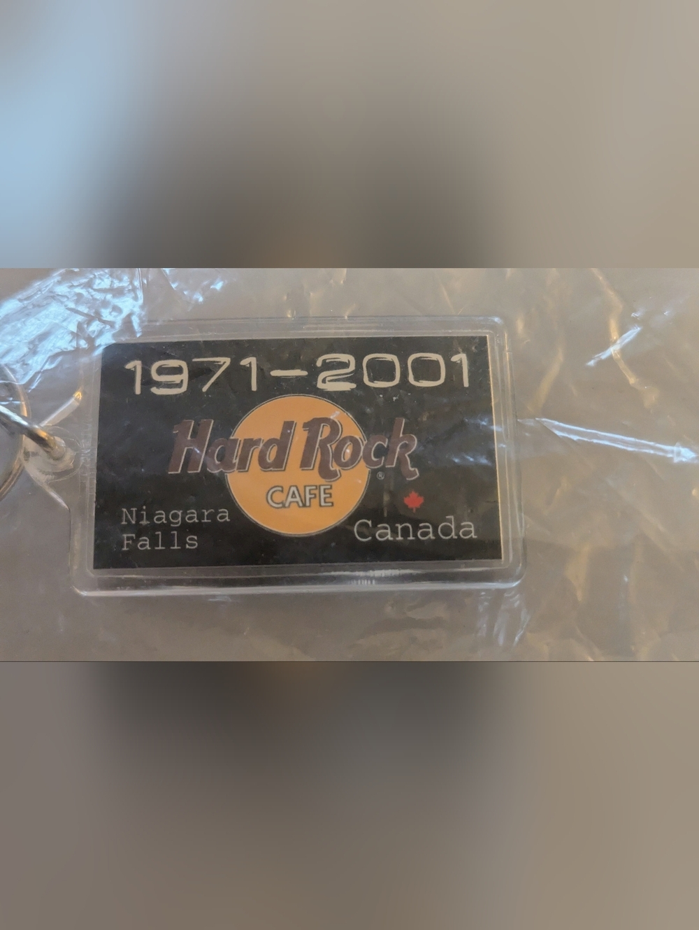 "30 Years Still Rock'in" Hard Rock Cafe Keychain CANADA. New, Original Packaging